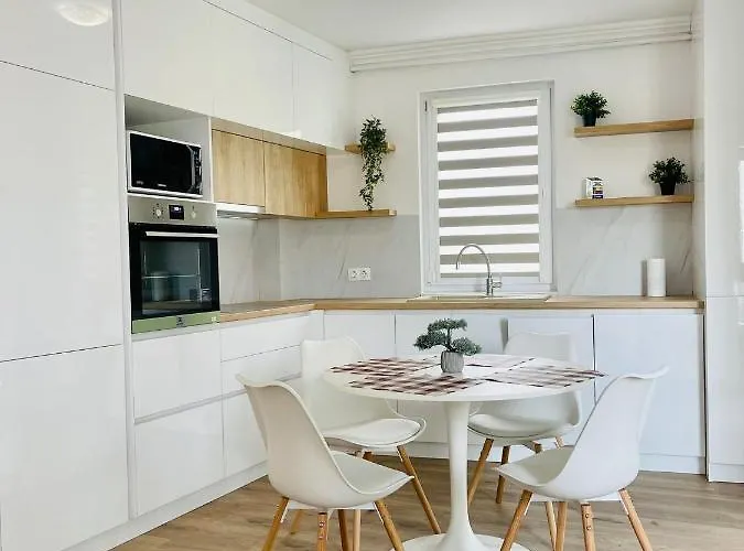 Dendro Apartment-free Parking *